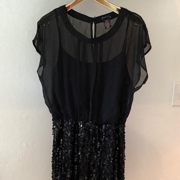 Joie & I Black Sequins Dress Sz M NWOT - Picture 1 of 6